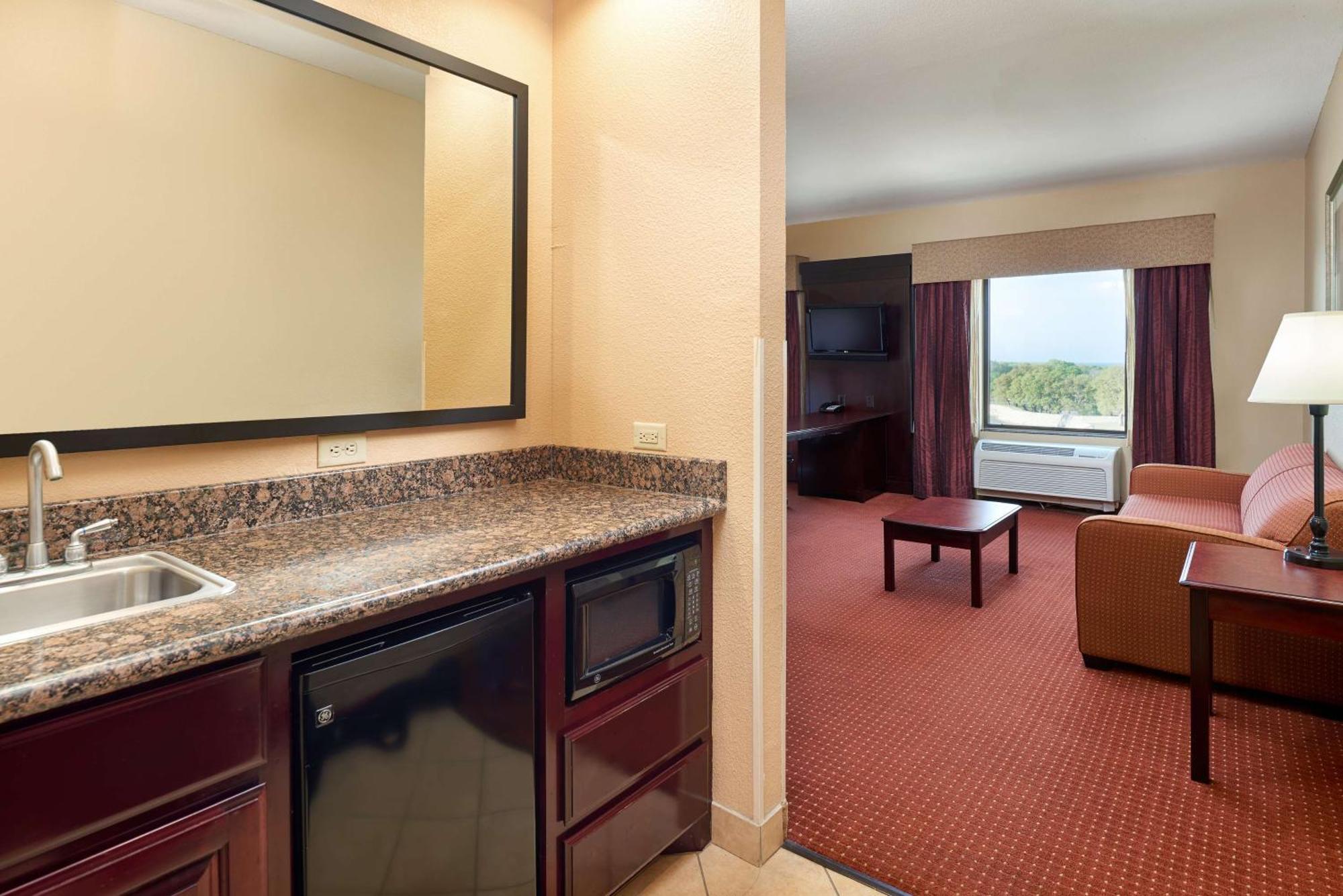 Hampton Inn & Suites Austin South Buda Bagian luar foto