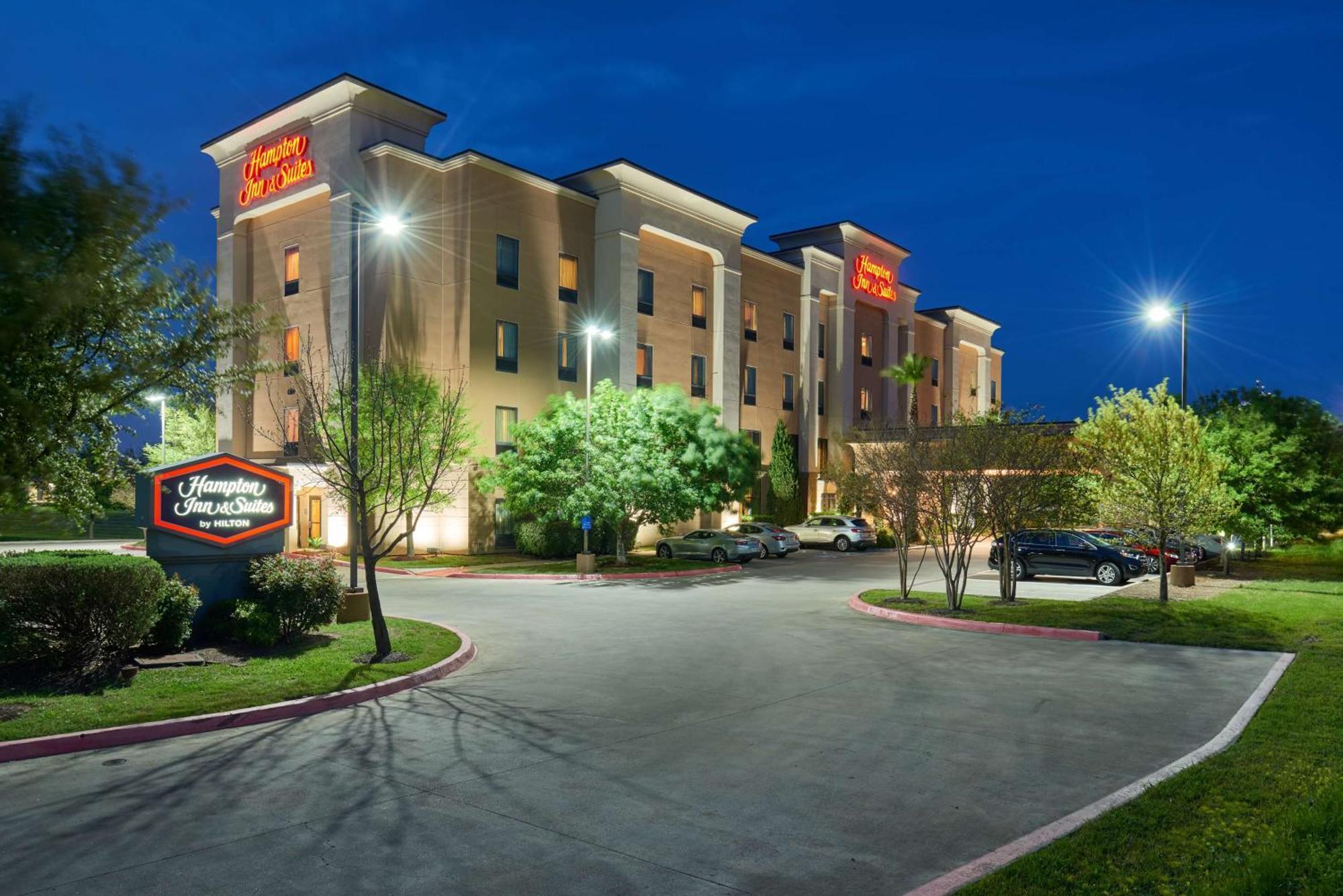Hampton Inn & Suites Austin South Buda Bagian luar foto
