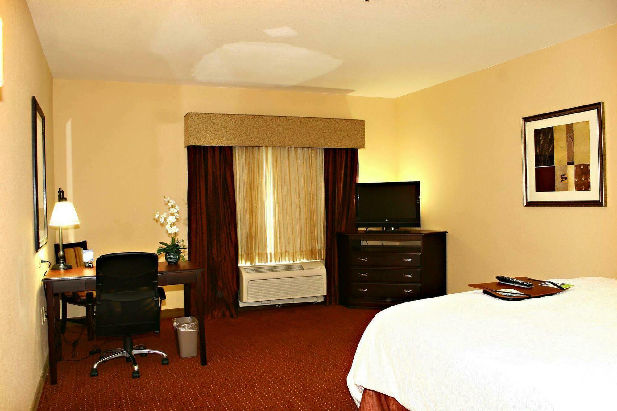 Hampton Inn & Suites Austin South Buda Bagian luar foto