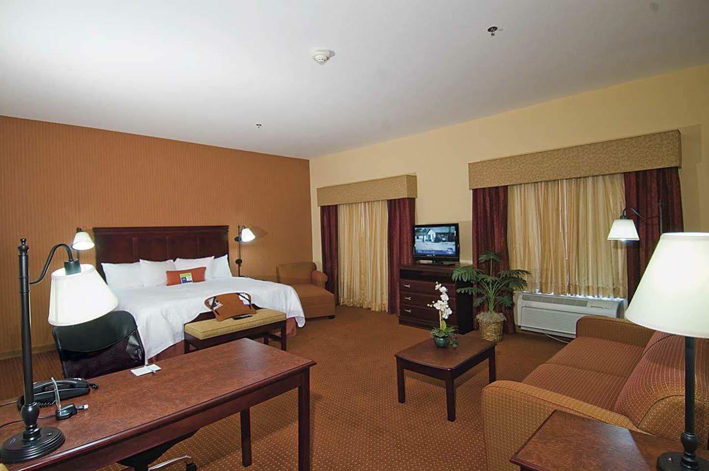 Hampton Inn & Suites Austin South Buda Bagian luar foto